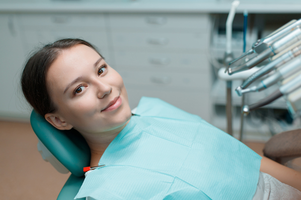 Life After A Tooth Extraction: How To Reduce The Risk Of Dry Socket